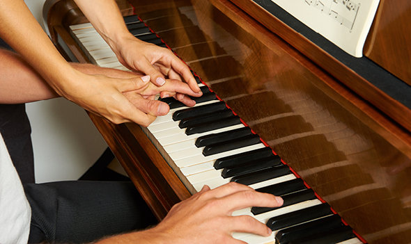 Piano-opetus Musiikkitoteemissa